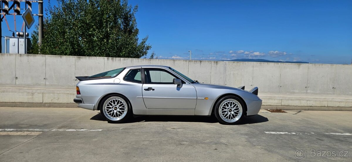 1991 Porsche 944 S2 - 8