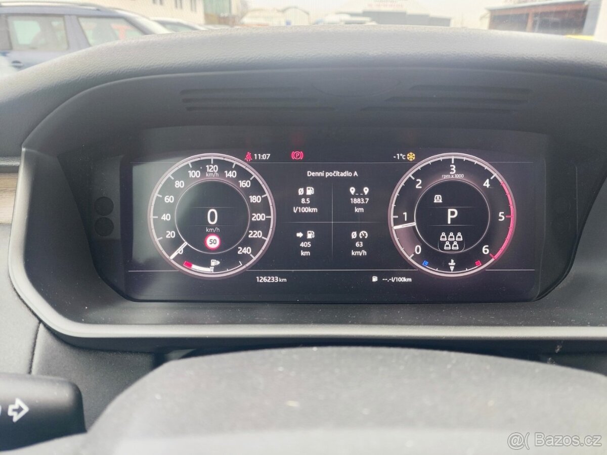 Land Rover Discovery 5 3.0 HSE AWD - 8