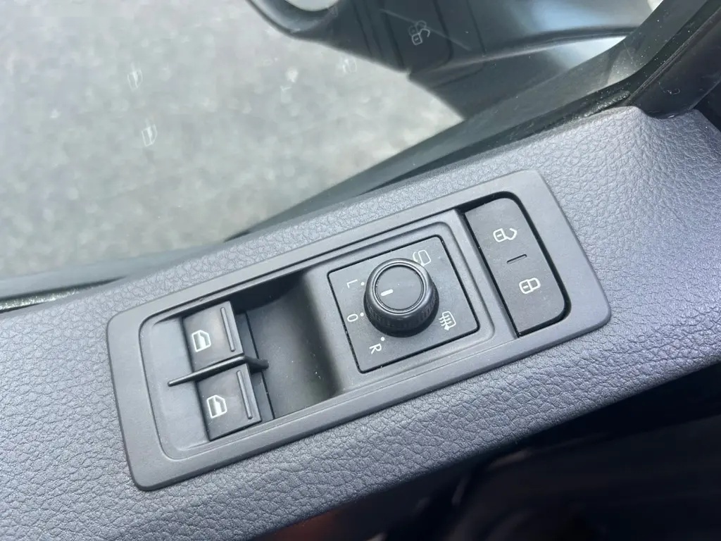 Volkswagen Multivan, 2.0 TDI 110kW/REZERVACE - 8