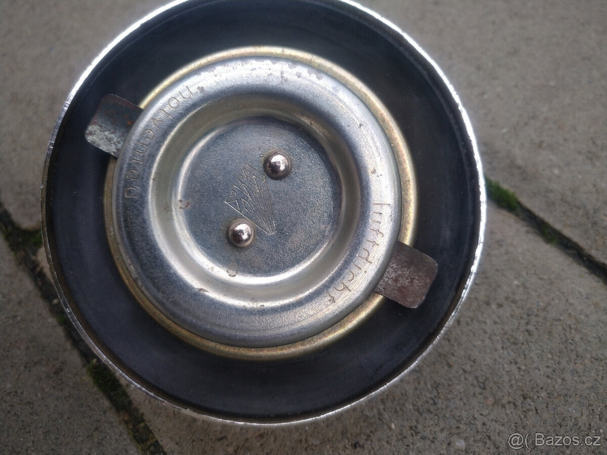 Víčko nádrže BMW - 8