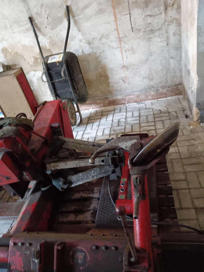 zouvačka pneu CEM super 56" - 8