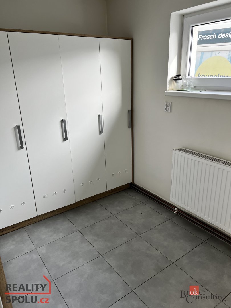 Pronájem, komerční/sklad, 781 m2, Plynární 3218/11, Moravská - 8