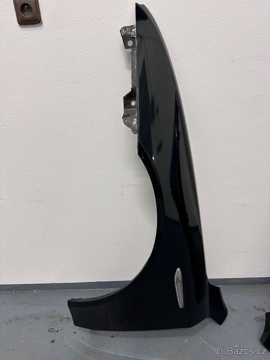 Alfa Romeo 159 přední část vozidla v barvě 580/A Předek - 8