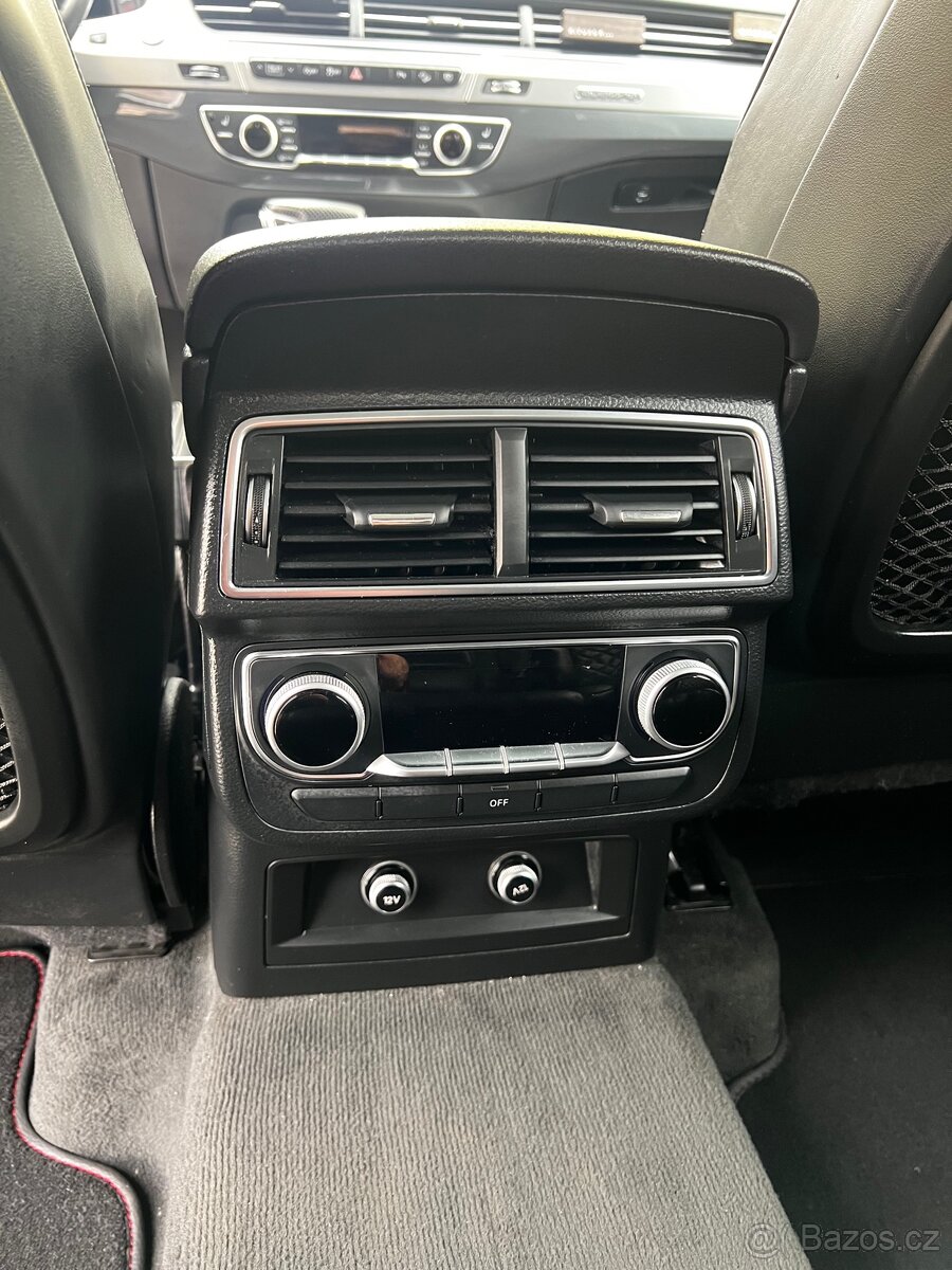 Audi Q7 S-line - 8