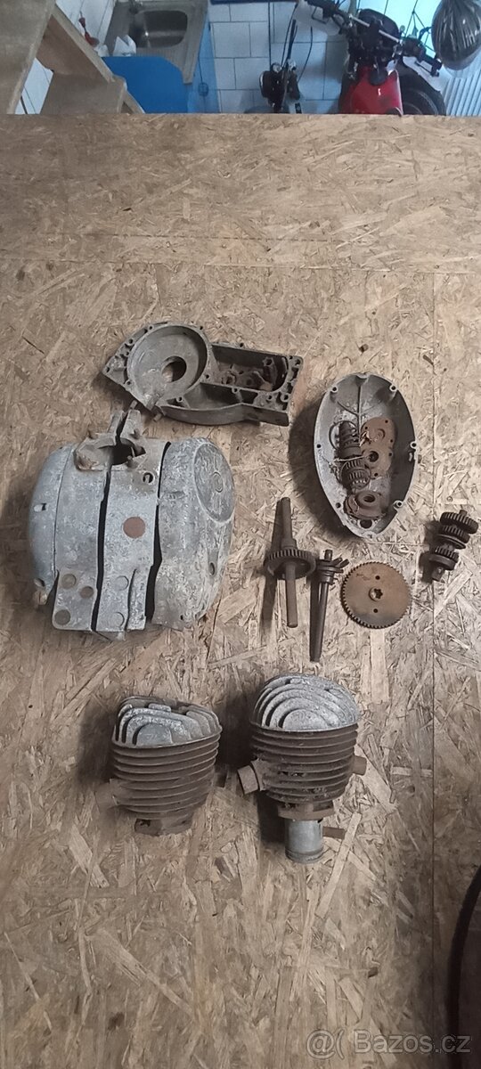 ČZ 125T, díly - 8
