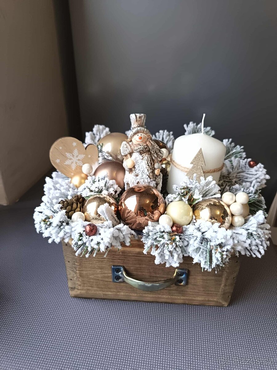 Adventní věnce a vánoční dekorace - 8