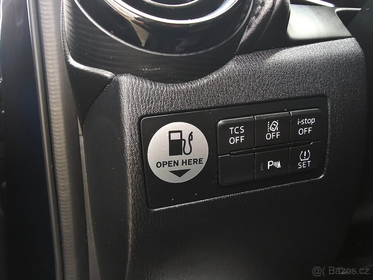 CX-3 2,0i G121 Revolution AUTOMAT 89tkm NAVI ALU TEMPOMAT - 8