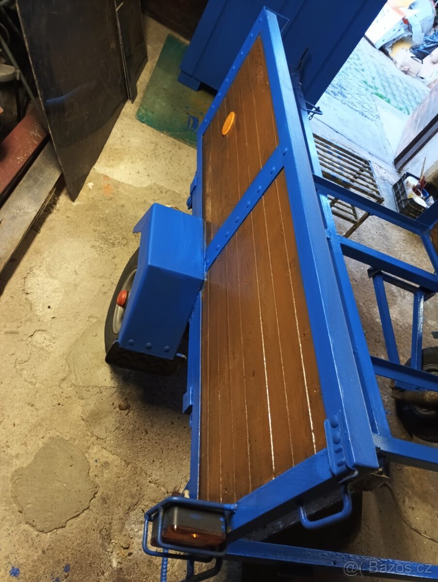 Přívěsný Vozík za OA - 8