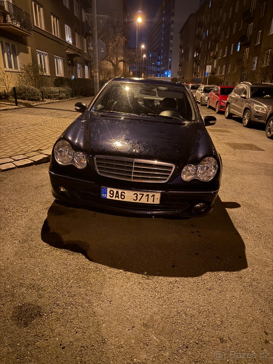 Mercedes Benz c220 - 8