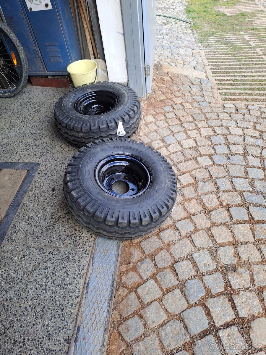 Třístranný sklápěcí vlek - 8