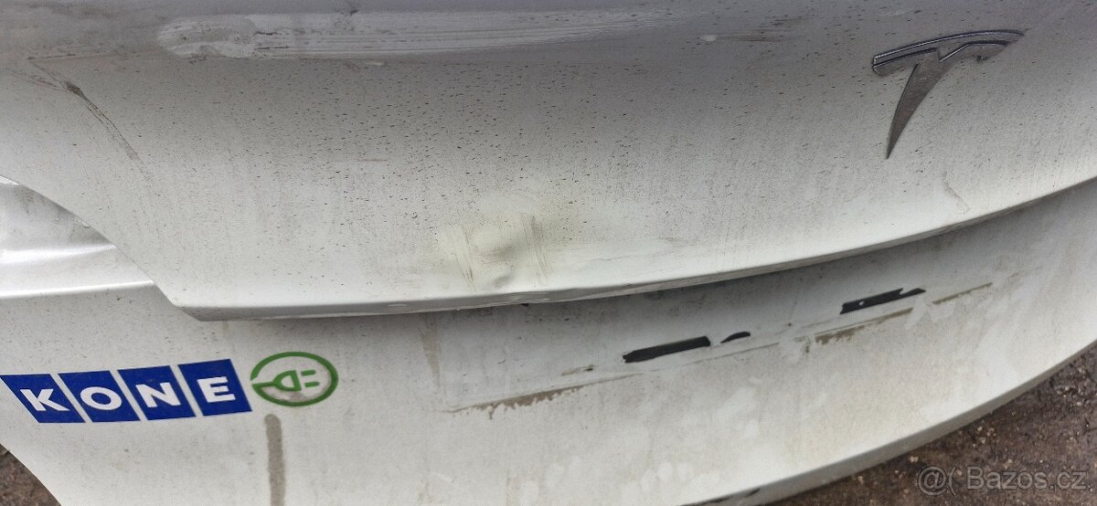 Viko kufru Tesla Model Y pate dvere - 8