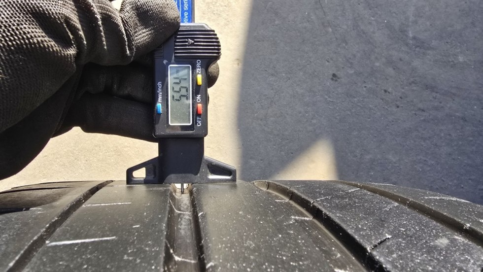 Letní pneu 275/30/20 Michelin - 8