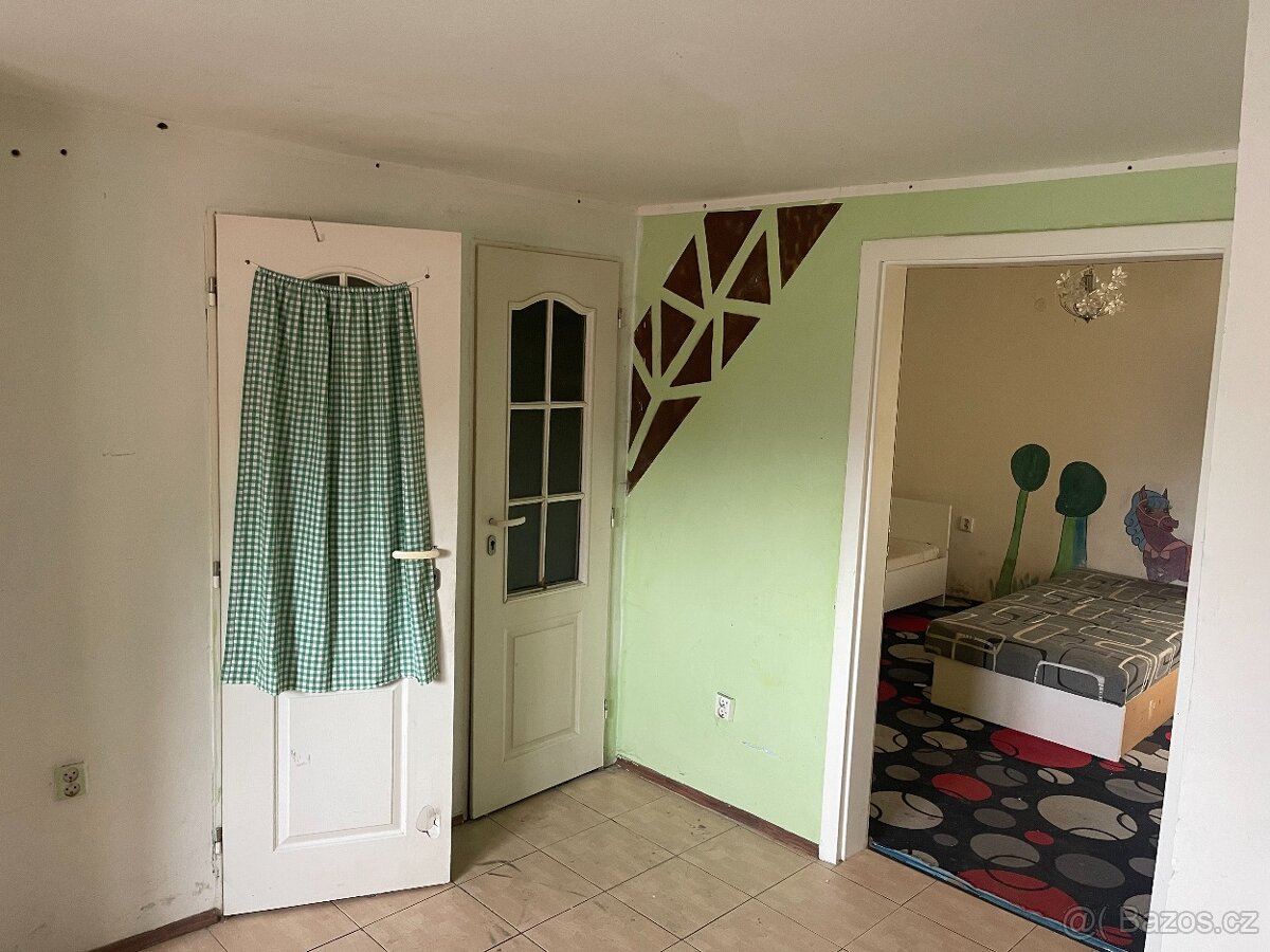 Prodej domu v Chlupicích - 8