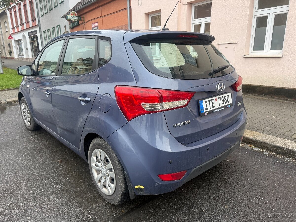 Hyundai IX20 1,4 LPG - 8
