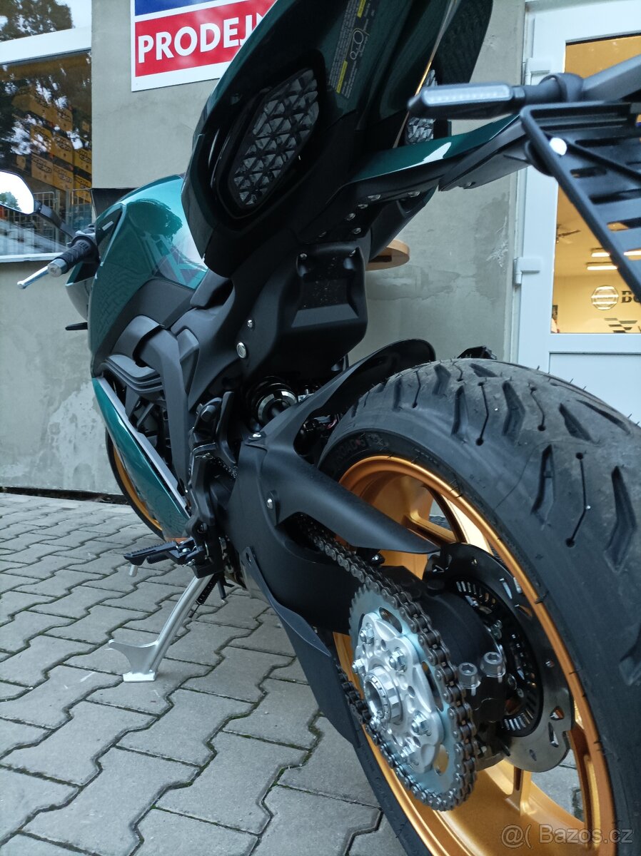 JD 750 by JAWA Racing - 8