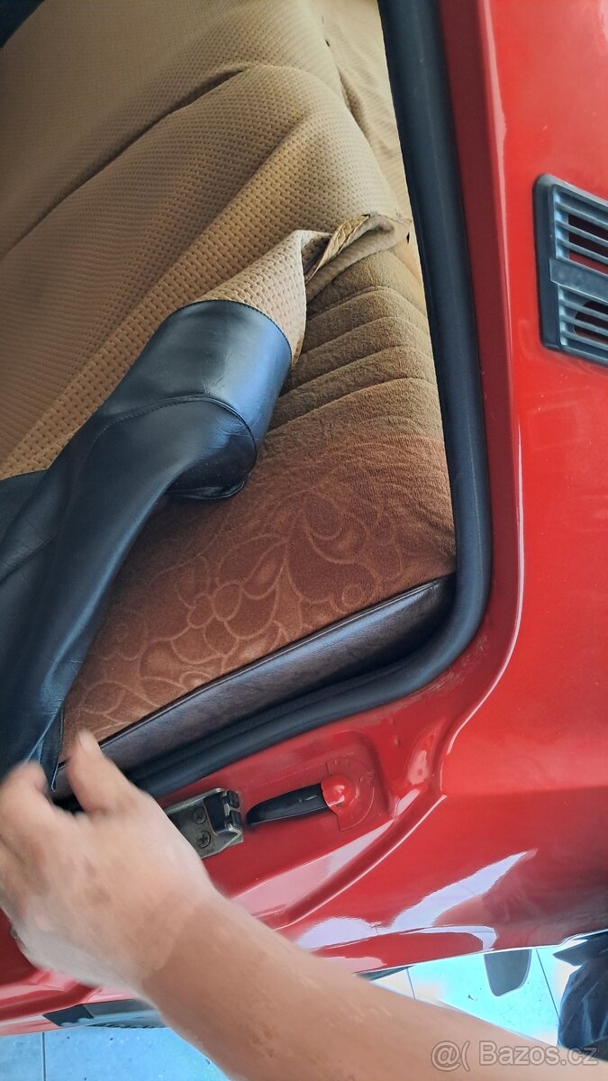 Skoda 120 GLS - 8