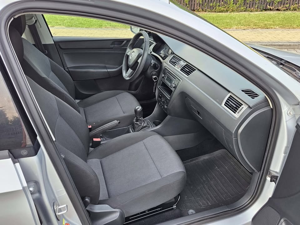 Škoda rapid 1.6 TDi, rok 2014 - 8