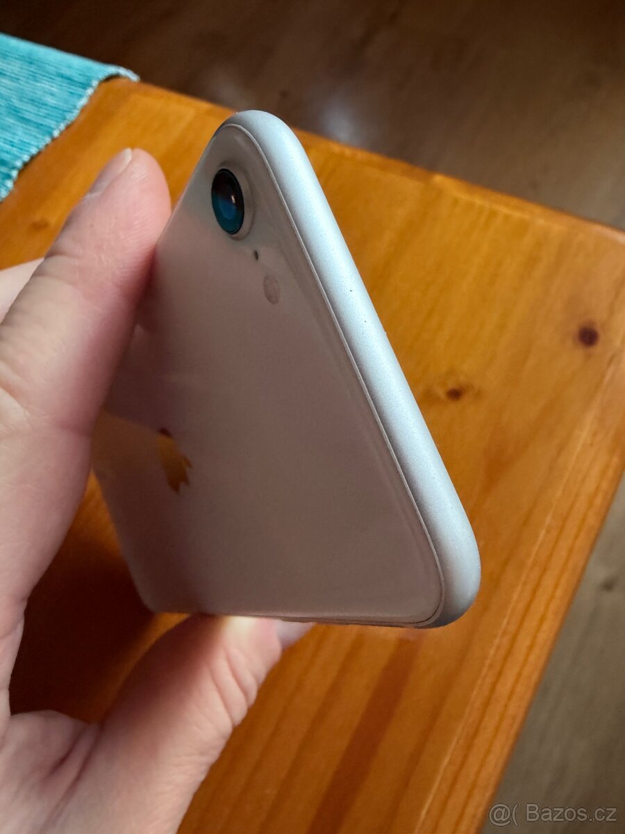 iPhone SE 2020 128 GB - 8