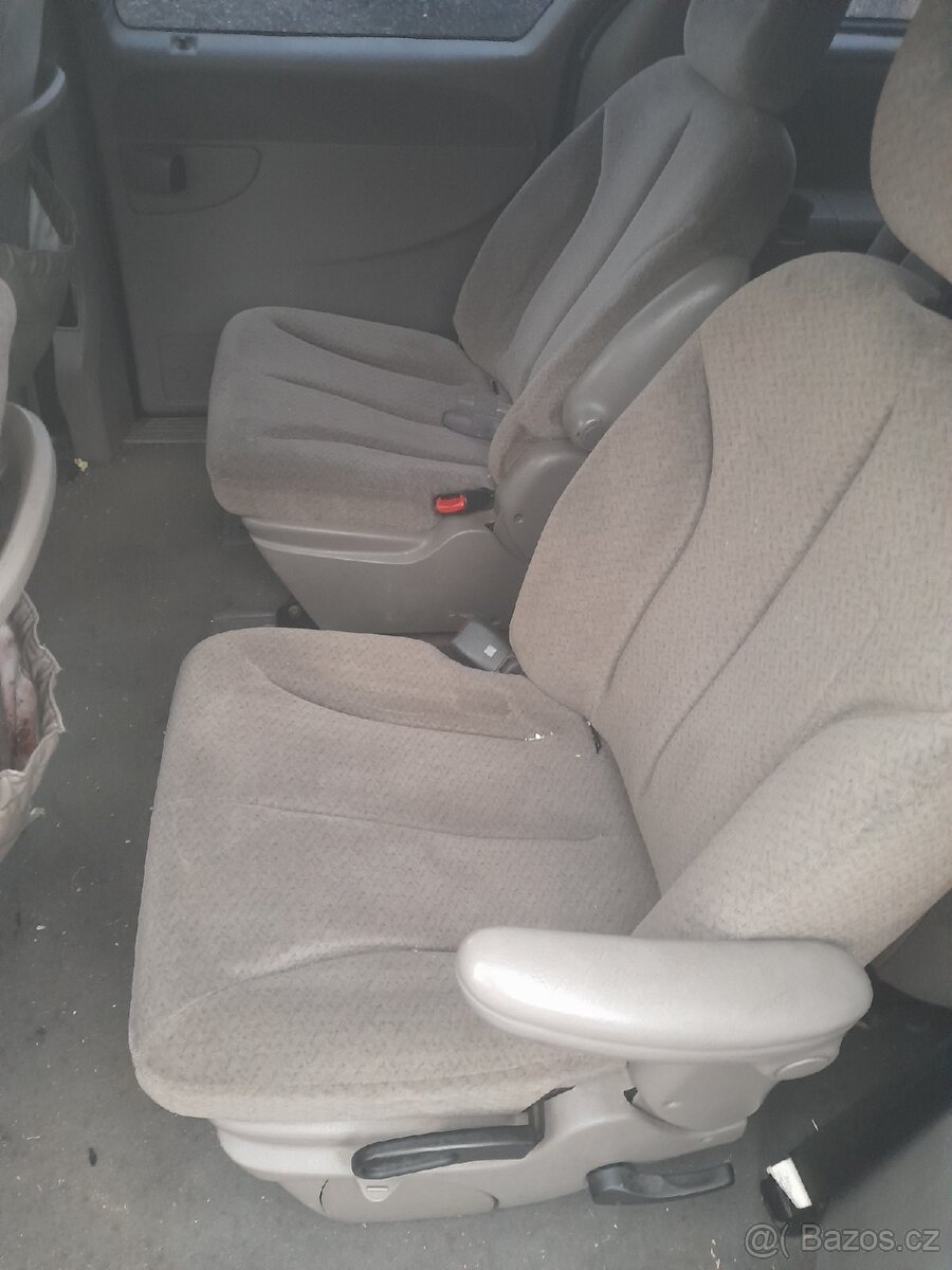 Chrysler Voyager 2.5 CRD - 8