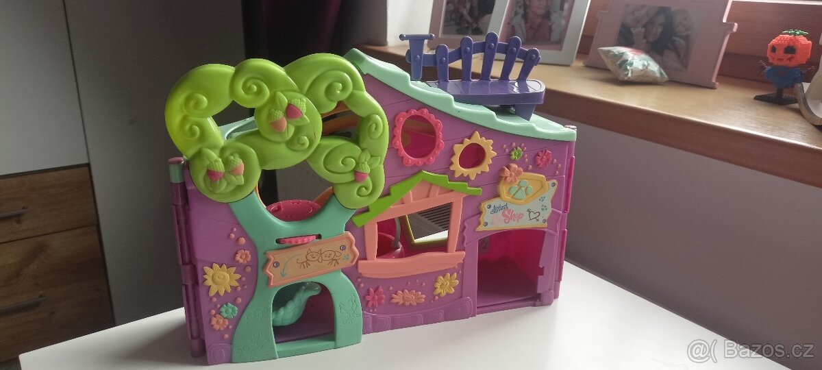 Littlest pet shop - 8