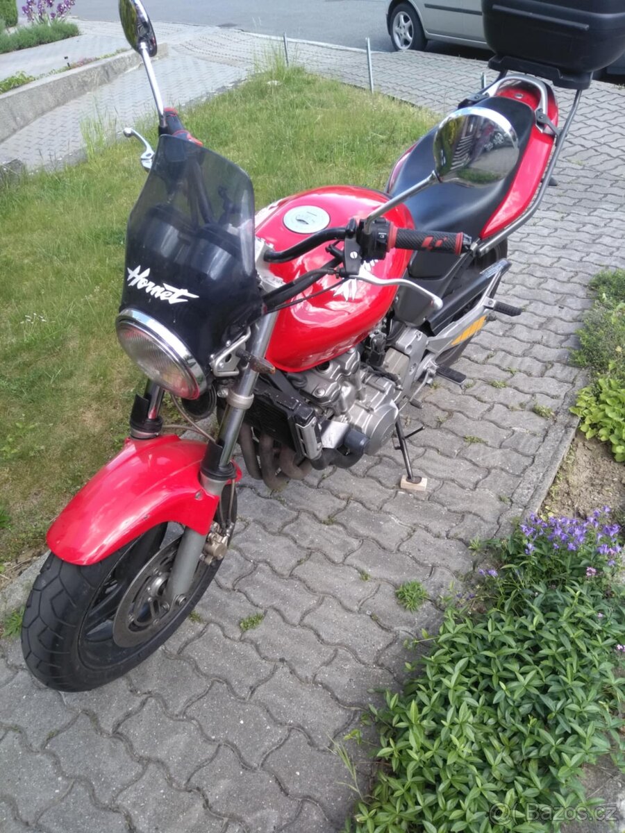 Honda CB600F Hornet - 8