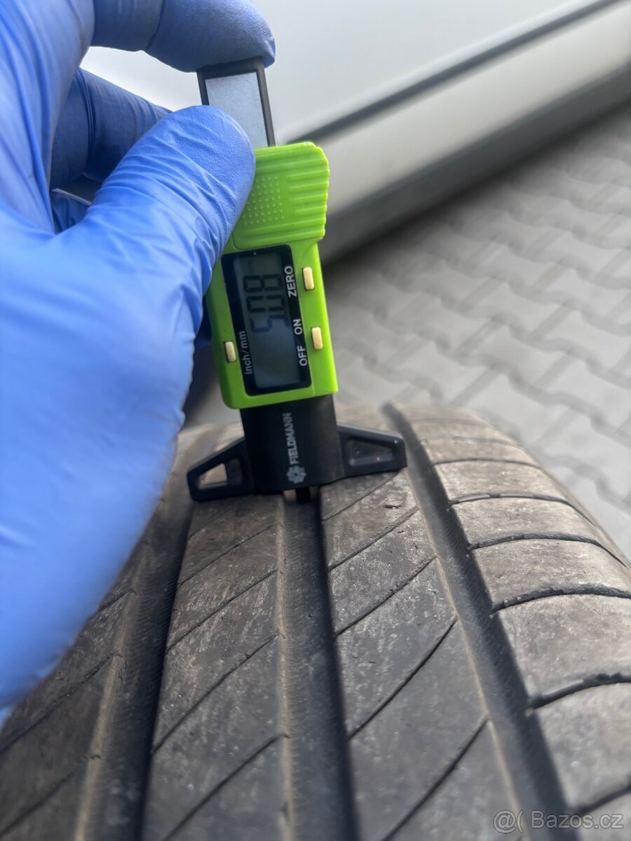 Michelin 205/60/16 - 8