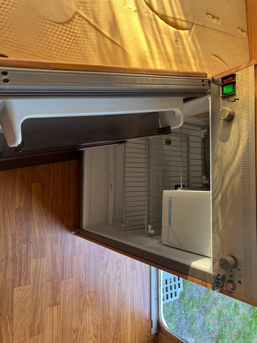 Karavan Wilk De luxe 400 - 8