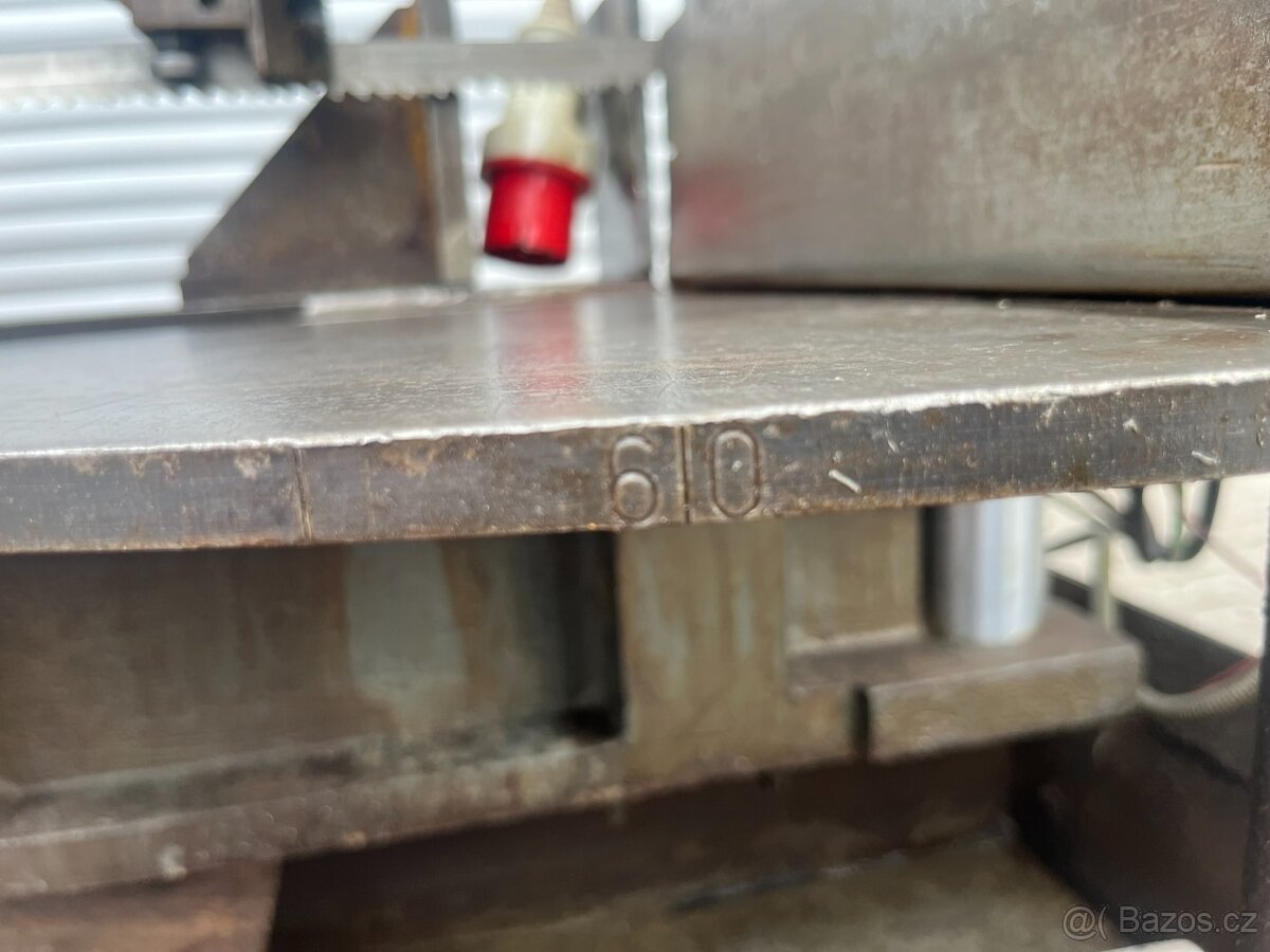 Pásová pila FEREX 300 - 8