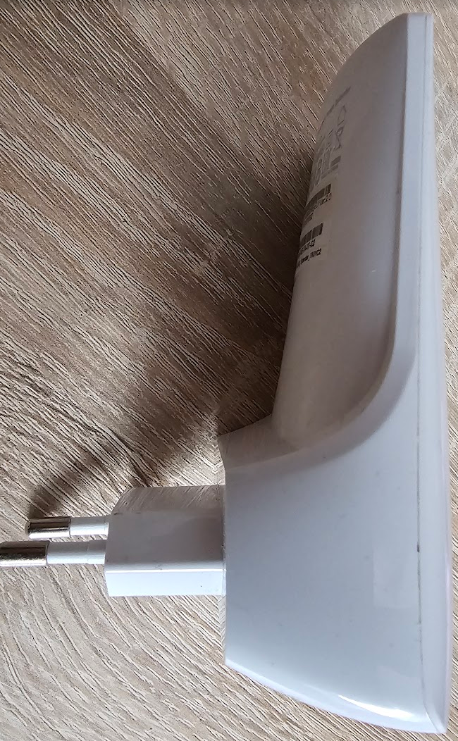 WiFi extendery D-Link DAP-1620 + TP-Link TL-WA850RE - 8