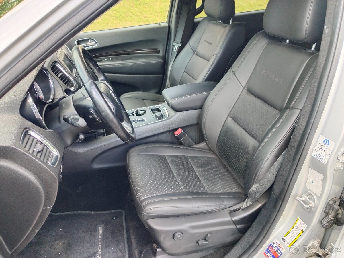 Dodge Durango Citadel, 4x4, 5.7 HEMI, 7-mi místné - 8