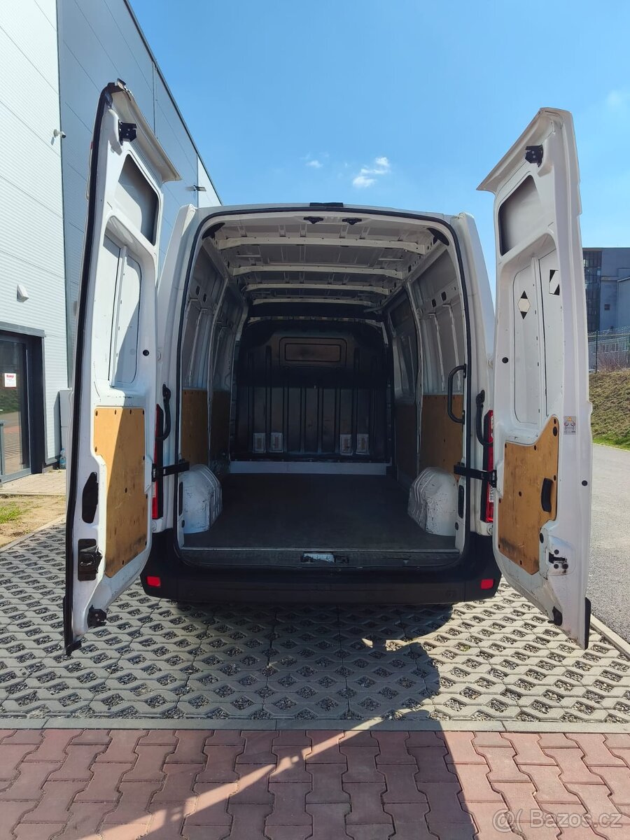Renault Master 2.3 dCi | 100 kW | Skříň | 1. majitel | 267 0 - 8