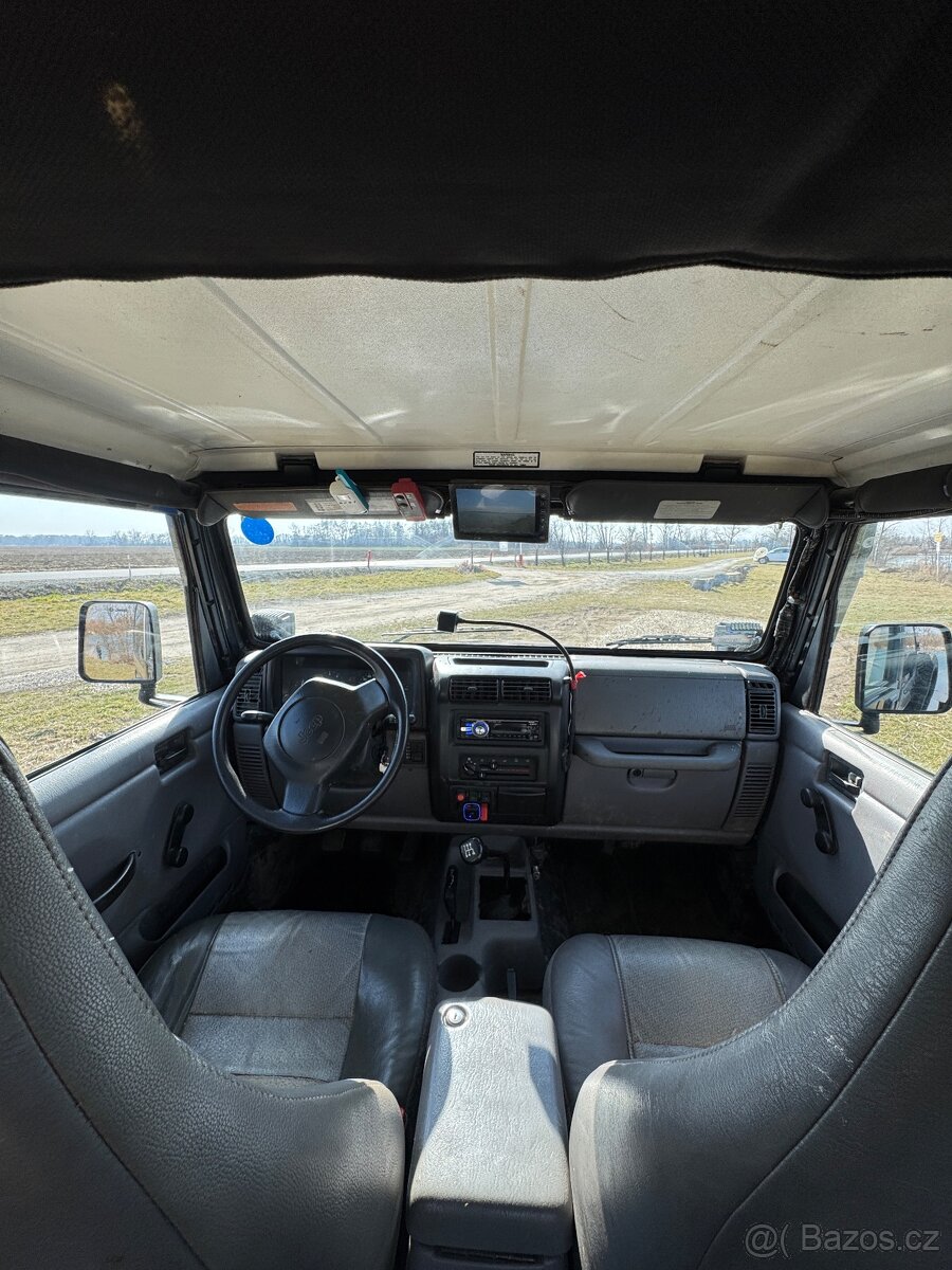 Jeep Wrangler Tj 2.5 - 8