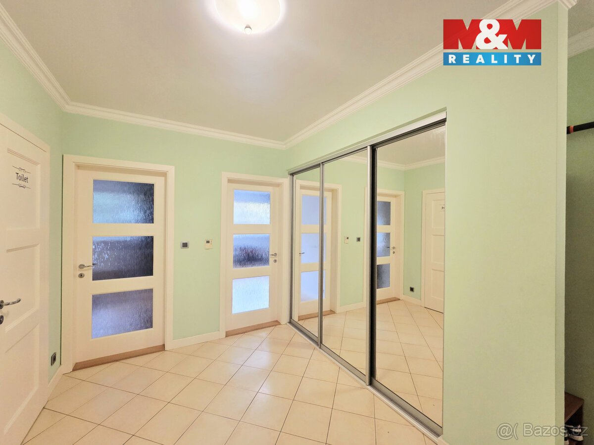 Prodej bytu 3+1, 105 m², Praha, ul. Mydlářka - 8