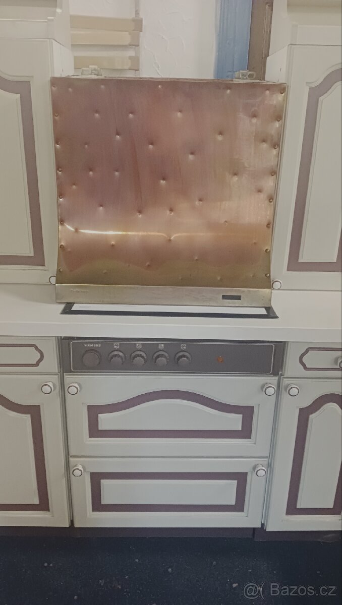 Landhaus kuchyně 720cm - 8