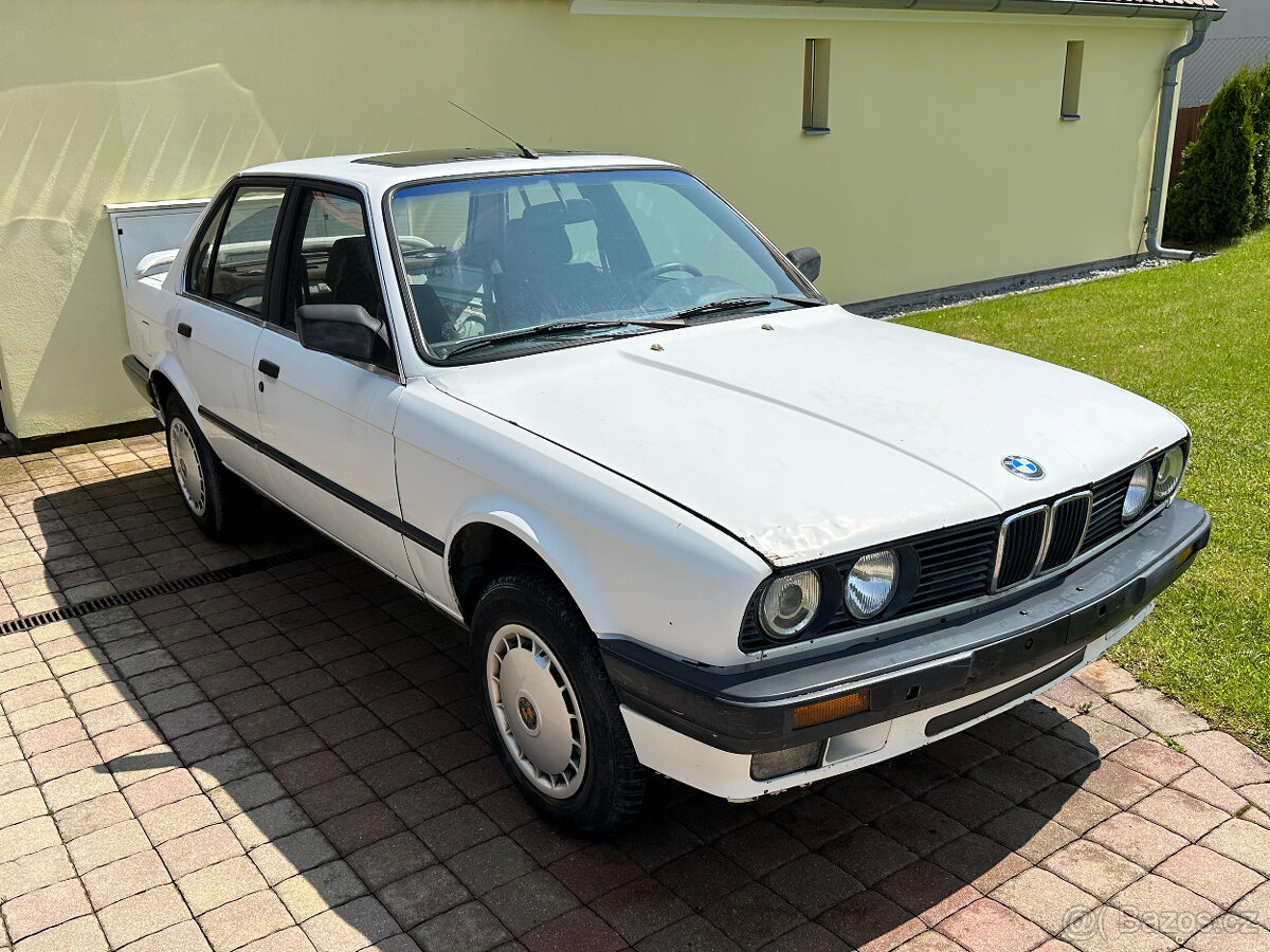 BMW 324d E30 plastak PRODEJ NÁHRÁDNÍ DÍLY - 8