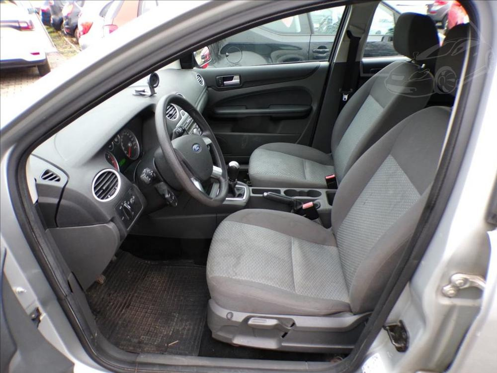 Ford Focus 1,6 16V NOVÁ STK - 8