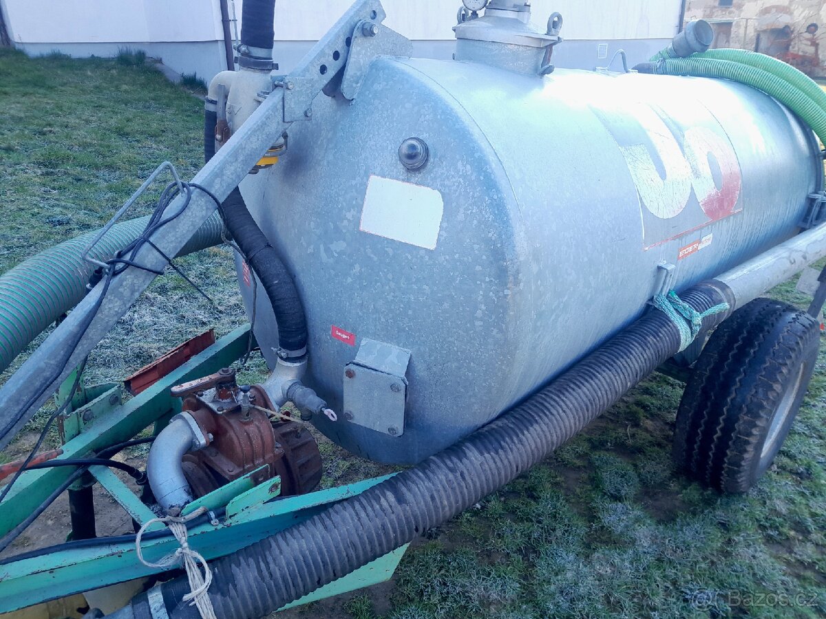 Fekální přívěs 3 m³ - 8