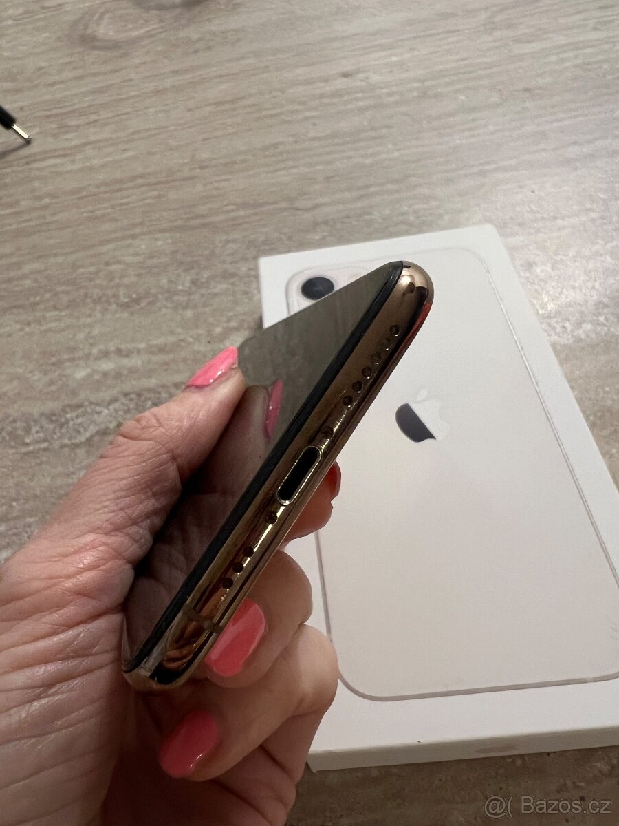 iPhone XS zlatý 64GB - 8