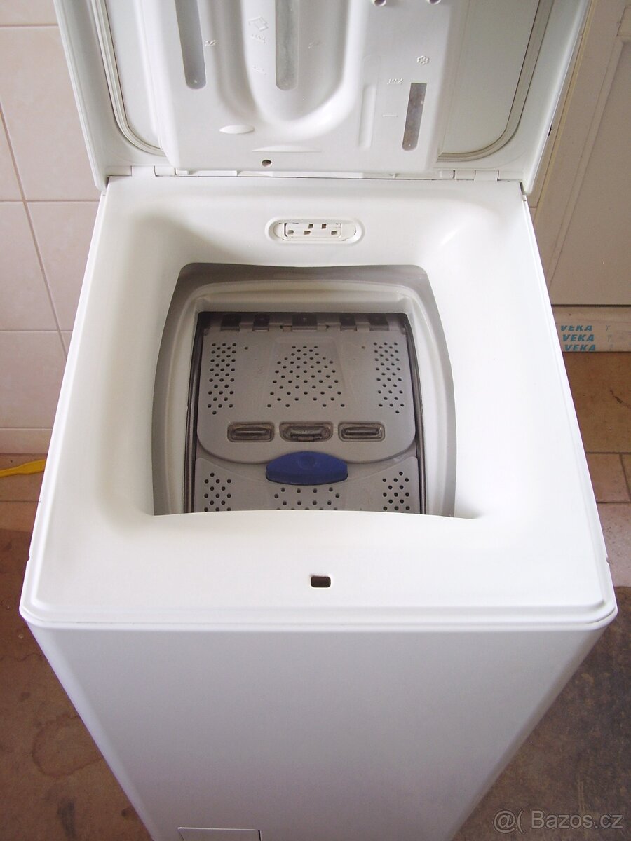 Pračka ELECTROLUX s horním plněním - 8