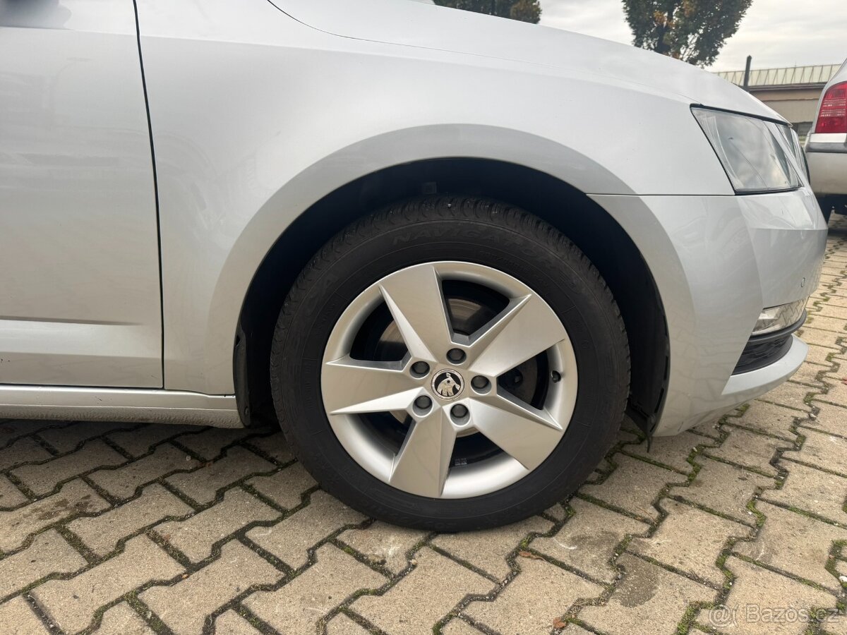 Škoda Octavia 1,6 TDI 85 KW ROZVODY 1.MAJ SŠ - 8
