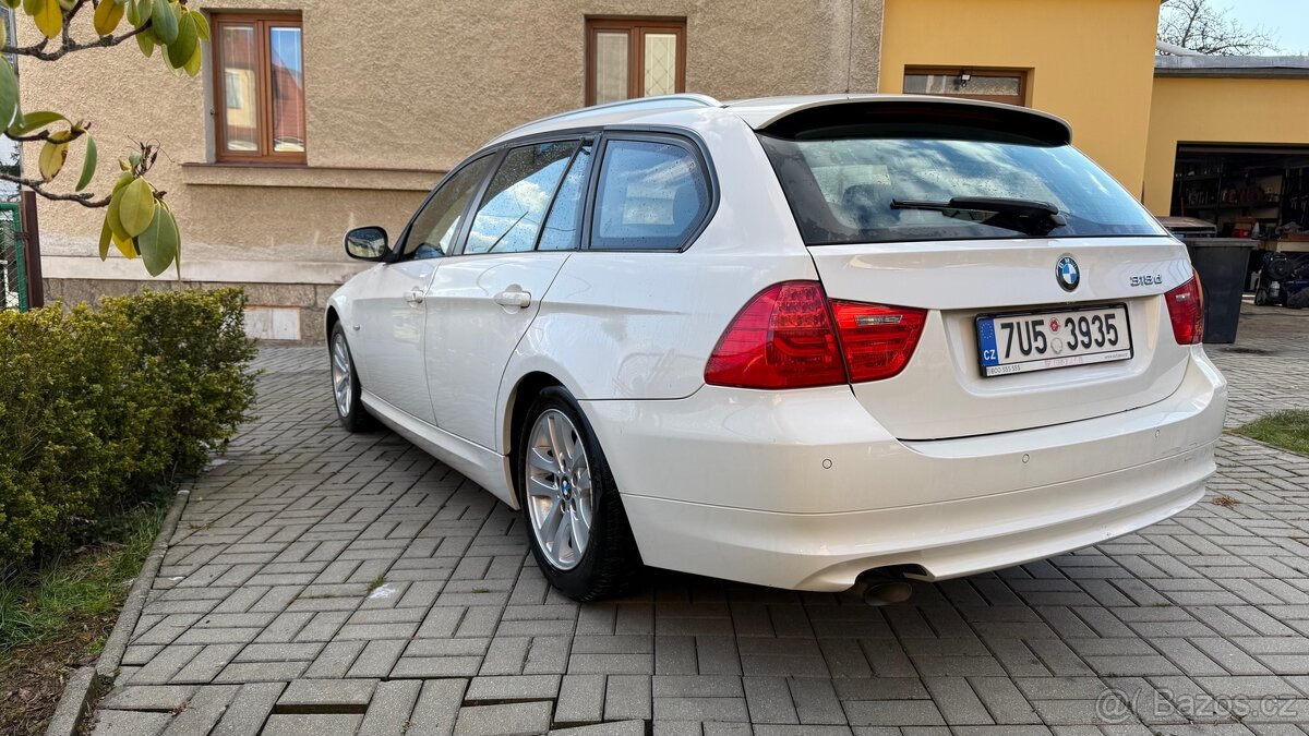 Bmw e91 318D LCI touring - 8