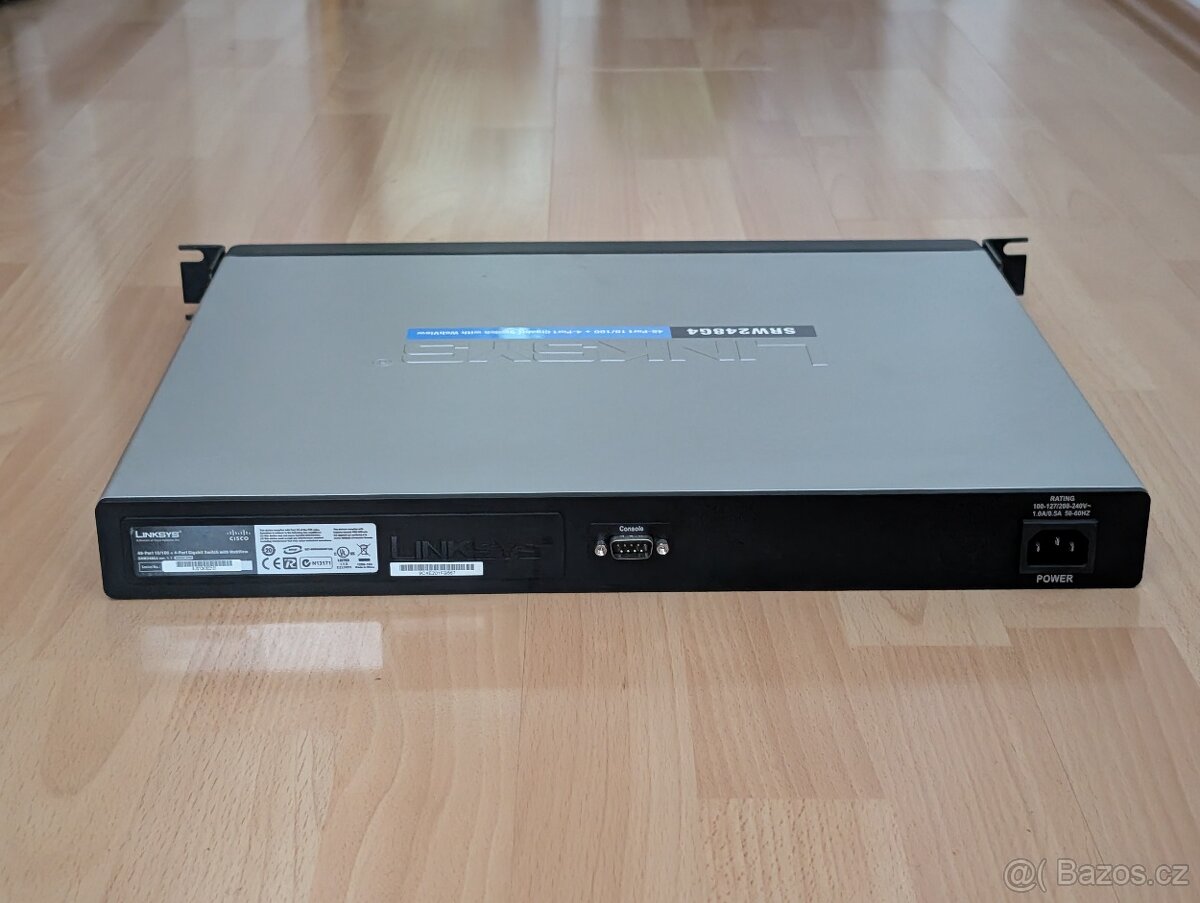 Cisco Linksys SRW248G4 48p managed switch + 4x Gbit - 2 ks - 8