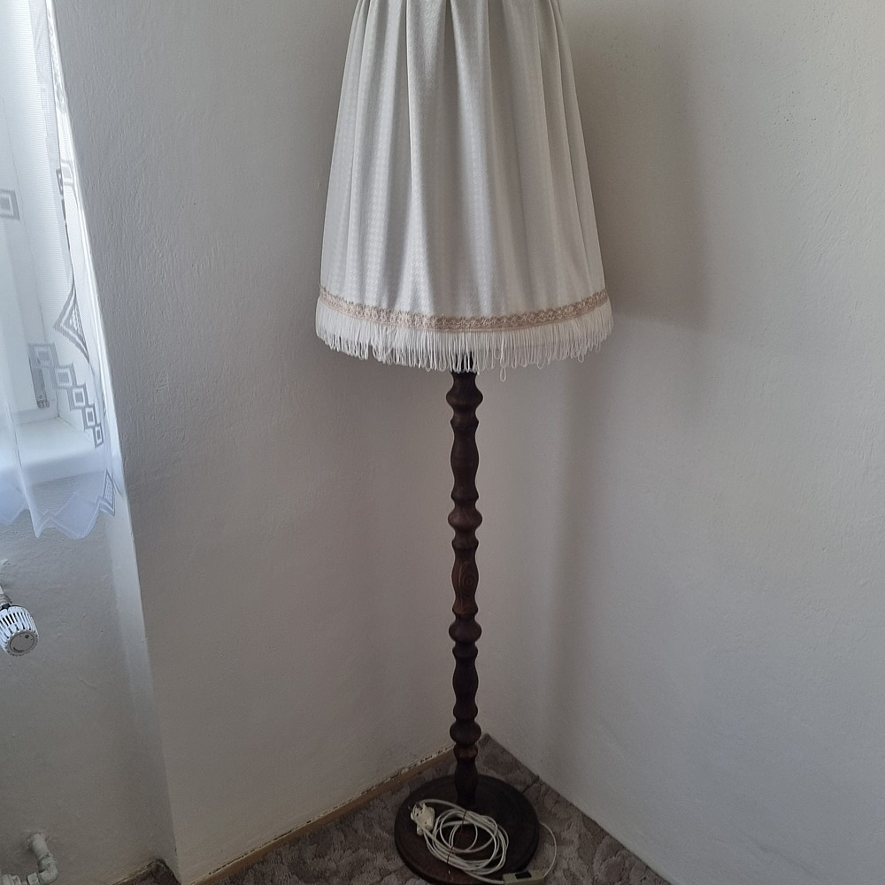 starší nábytek - 8