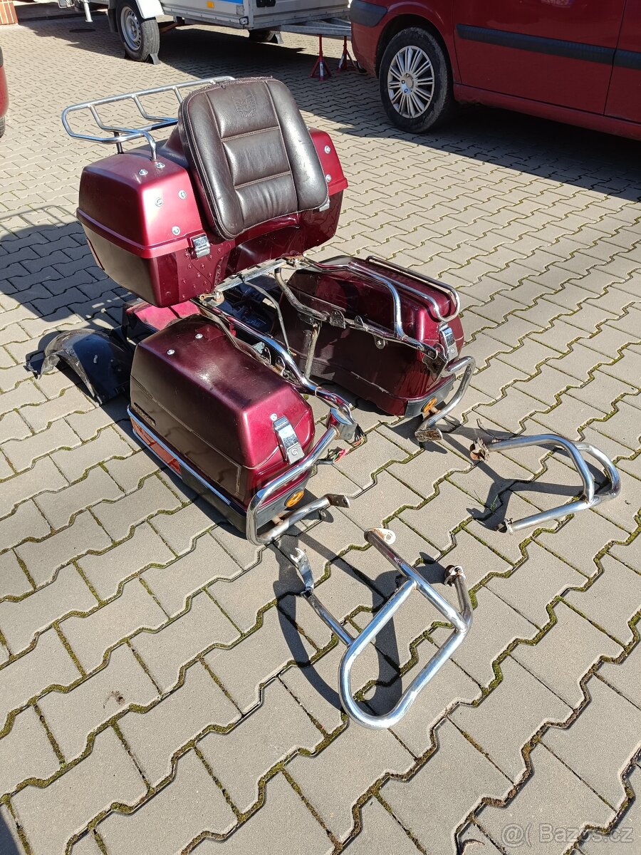 Goldwing, Gold Wing 1200 - 8