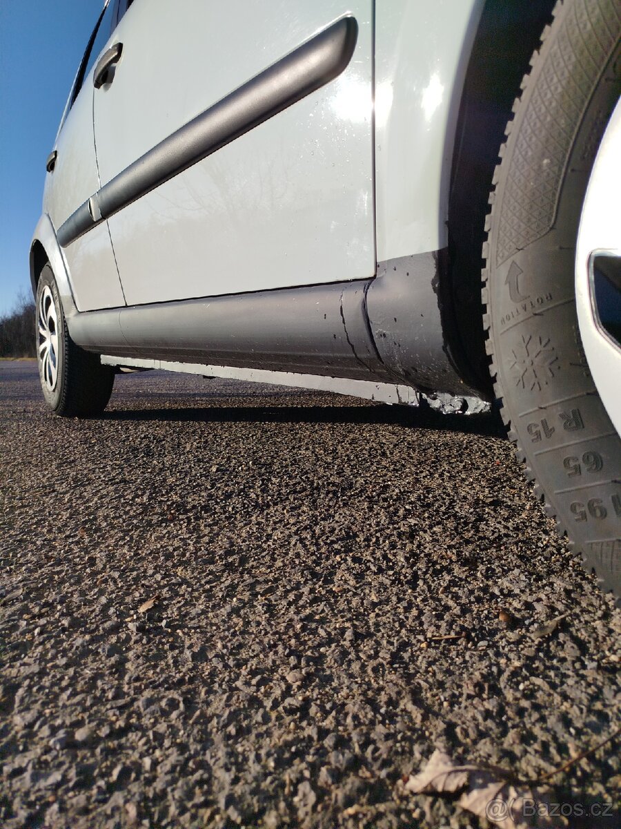 Citroen C3 1.4 hdi NÍZKÝ NÁJEZD - 8