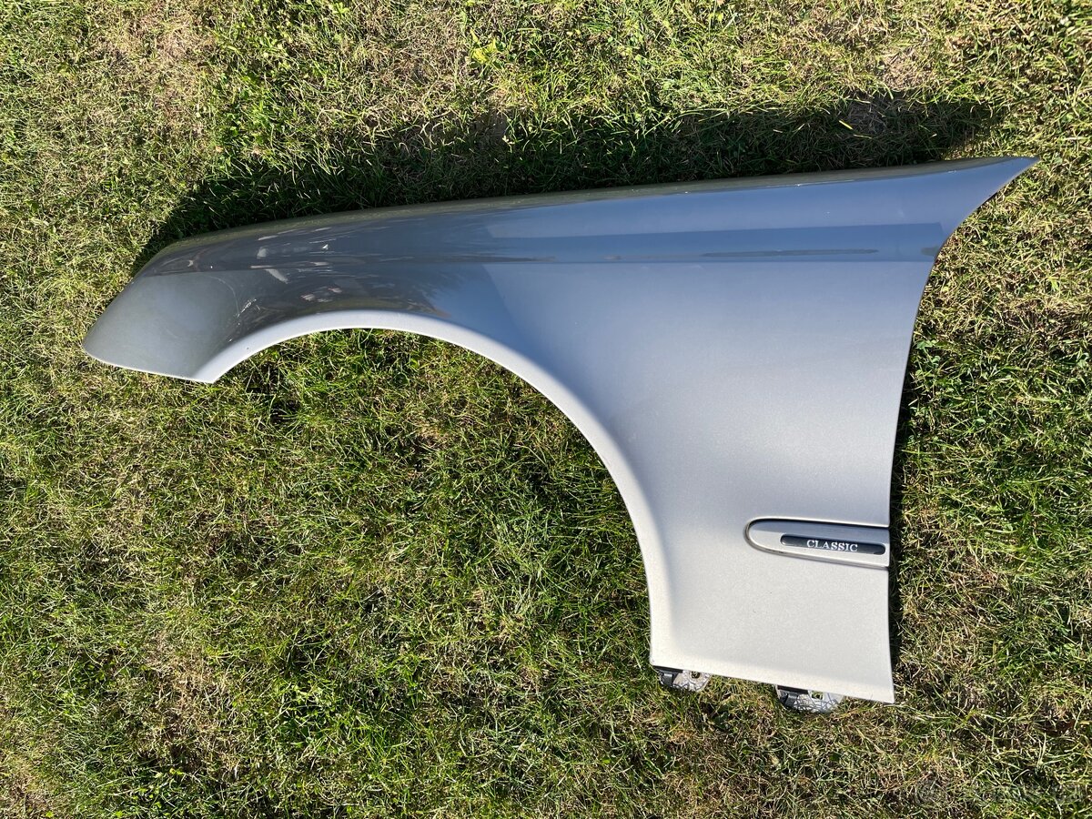 Mercedes W211 blatník - barva 723 - 8