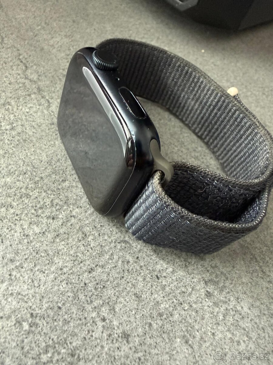 Apple Watch Series 9 45mm - 8