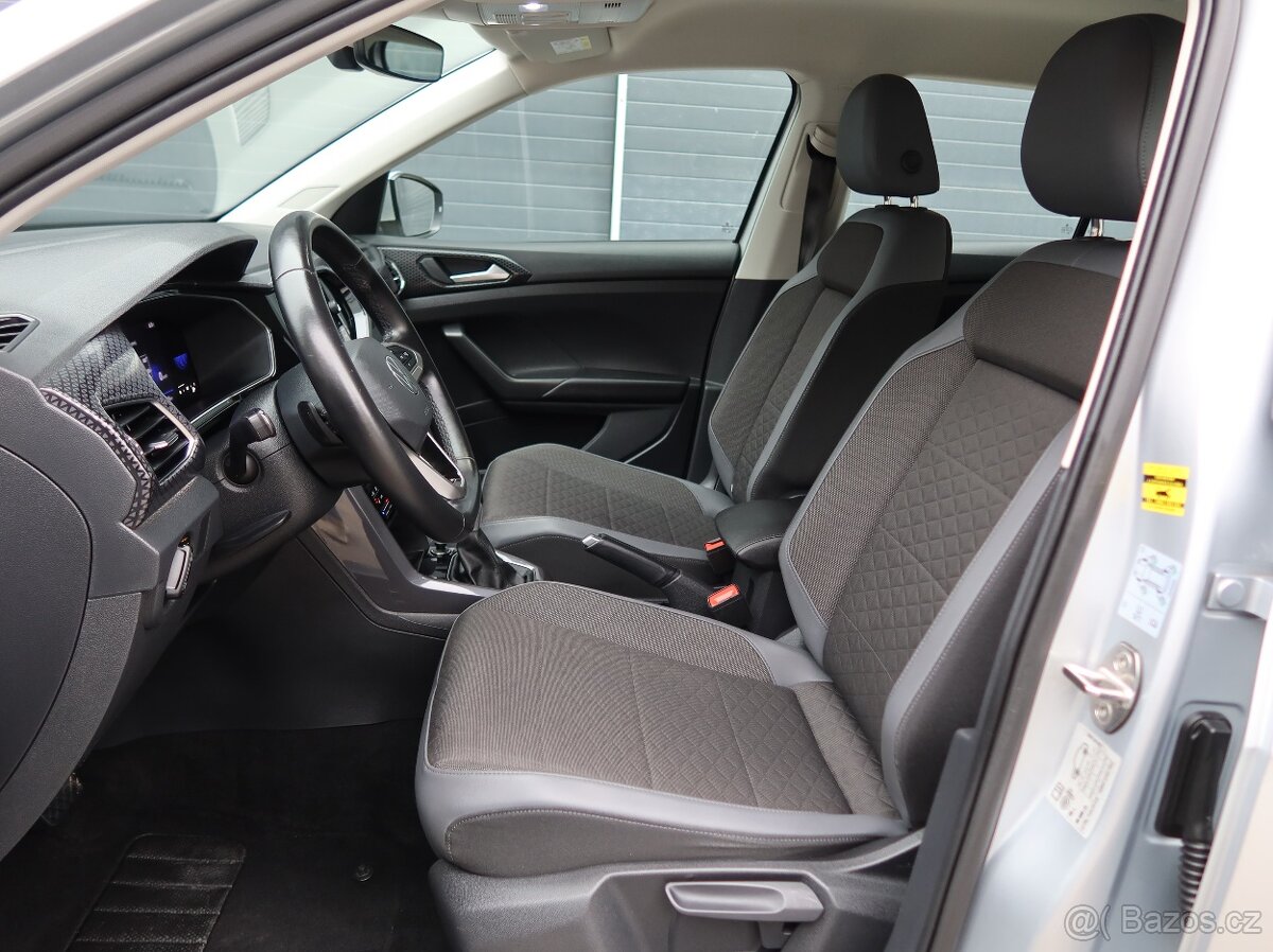 VW T-CROSS R-LINE DSG, kúp.v SR ,od. DPH, 1.majitel - 8
