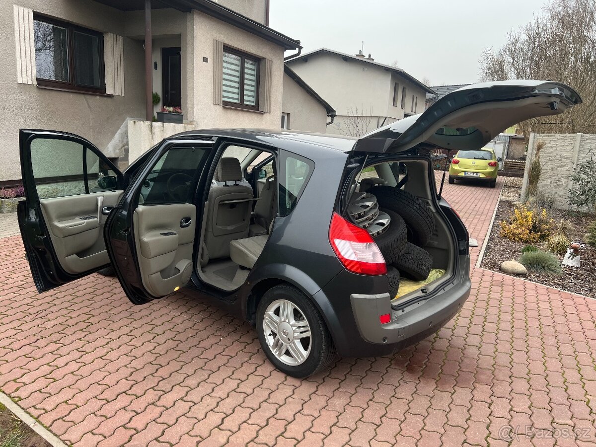 Renault Scénic 1.6 83KW,KůŽE,2xKOLA,DIGIKLIMA - 8