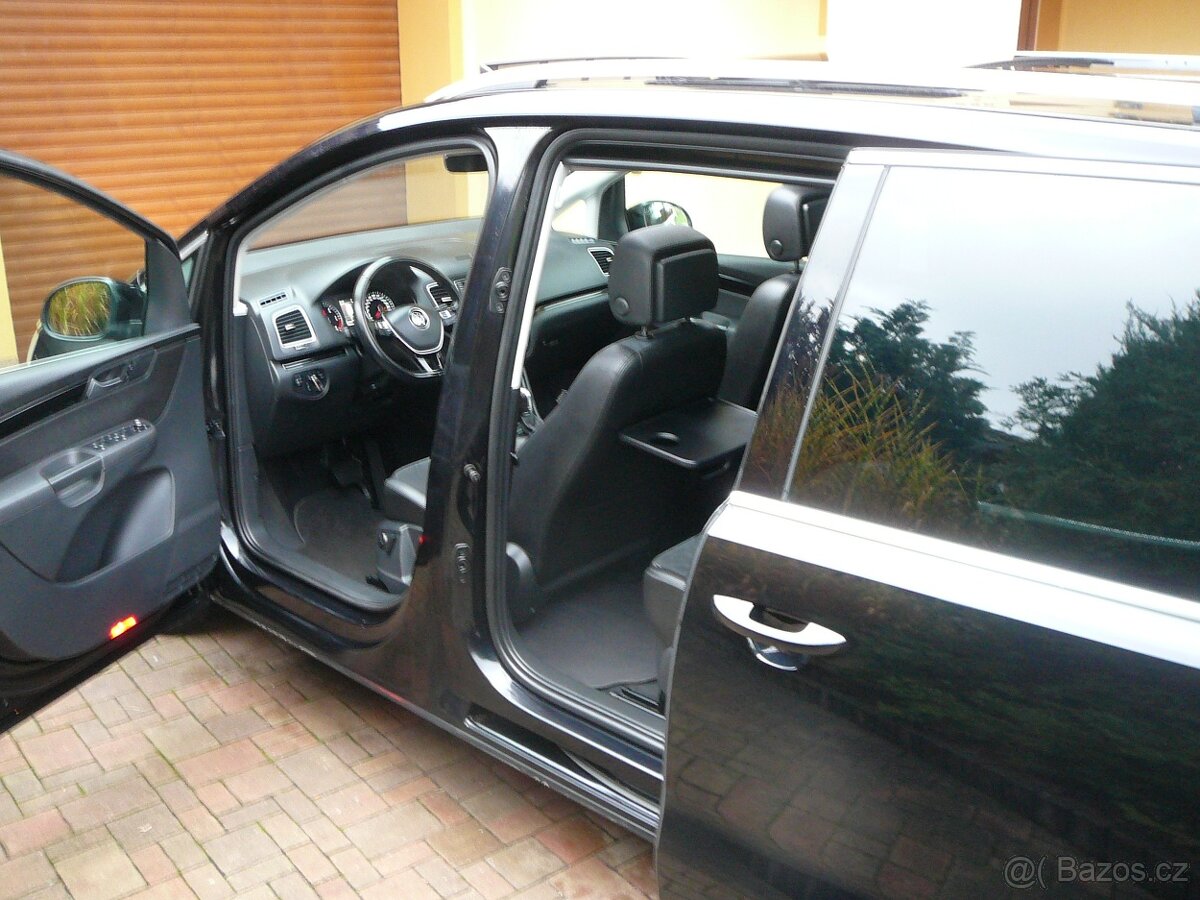 VW SHARAN 2.0 TDI 130KW 7MÍST DSG+F1 PANORAMA NAV ACC FRONT - 8